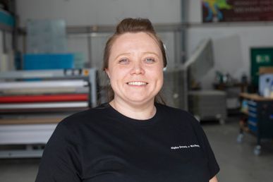 Alpha Druck + Werbung Elmshorn über uns Team 03 Katja Pöhlmann