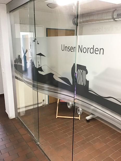 Alpha Druck + Werbung Elmshorn Produkte Schilder der besonderen Art Glasdekor 01