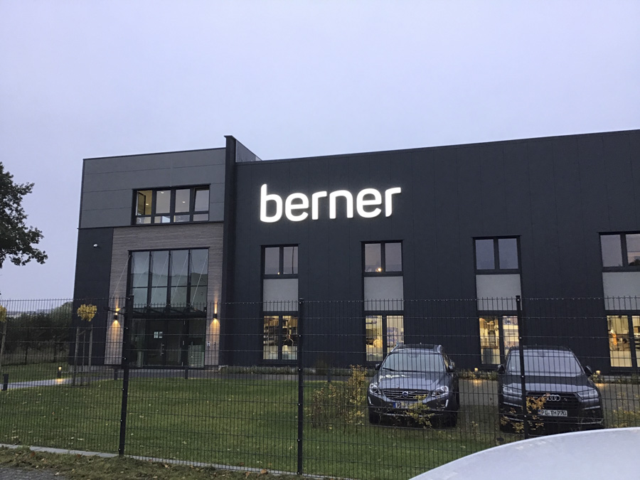 Alpha Druck + Werbung Elmshorn Produkte Schilder der besonderen Art 01